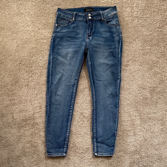 Between Us Denim - Classic Blue Skinny Jeans for Women
